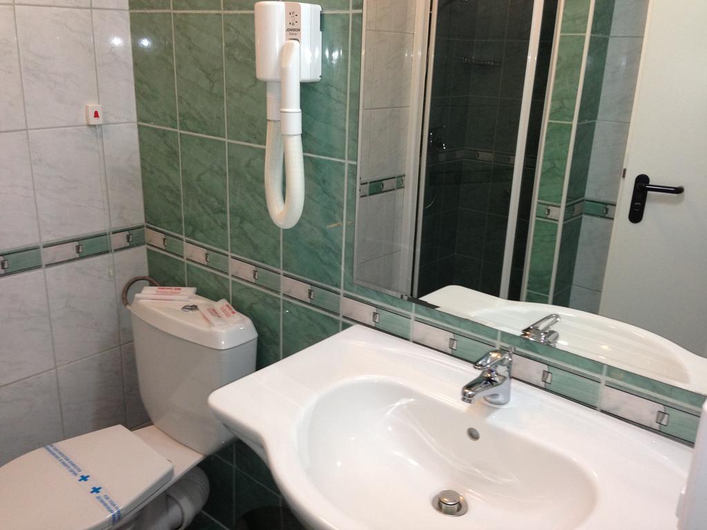 Kiparisite Hotel Slăntjev Brjag Exteriör bild