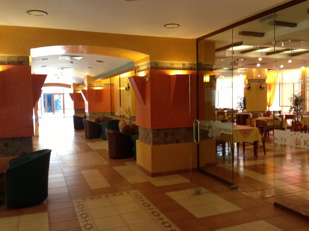 Kiparisite Hotel Slăntjev Brjag Exteriör bild